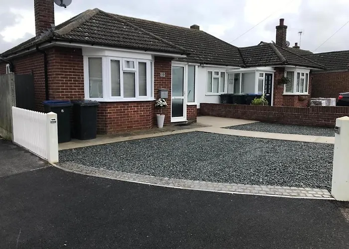 Oyster Beach Cottage